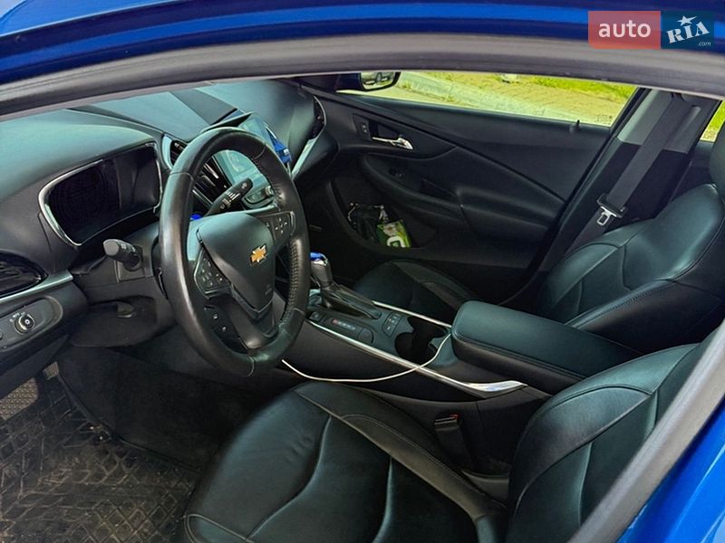 Хетчбек Chevrolet Volt 2016 в Дніпрі
