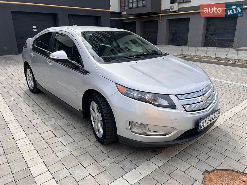 Хэтчбек Chevrolet Volt 2013 в Ивано-Франковске
