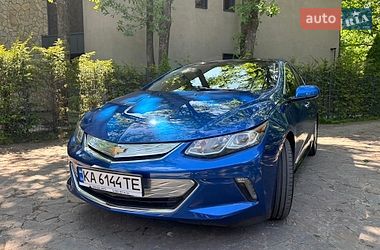 Хэтчбек Chevrolet Volt 2016 в Киеве