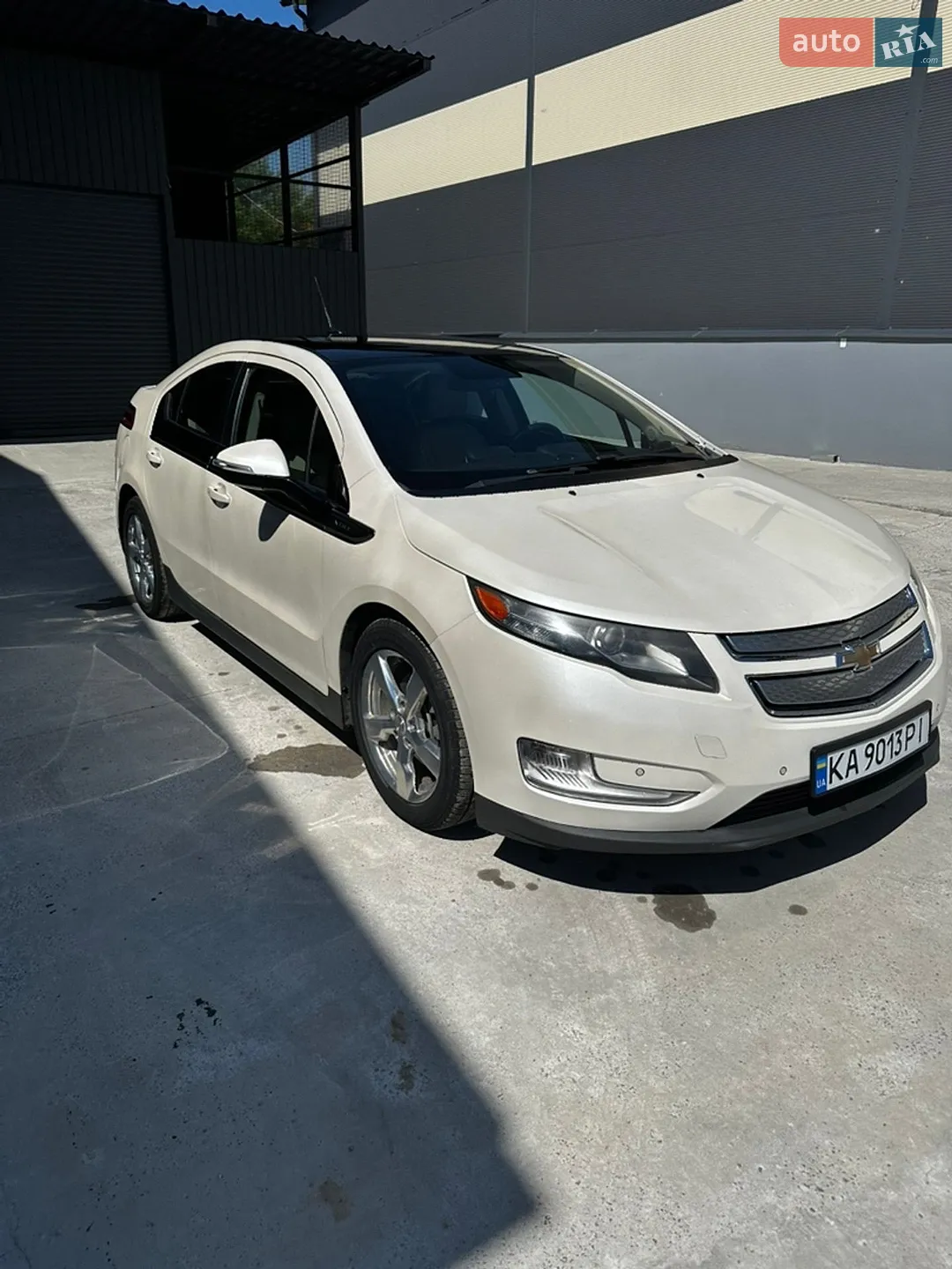 2011 Chevrolet Volt - мініатюра 2