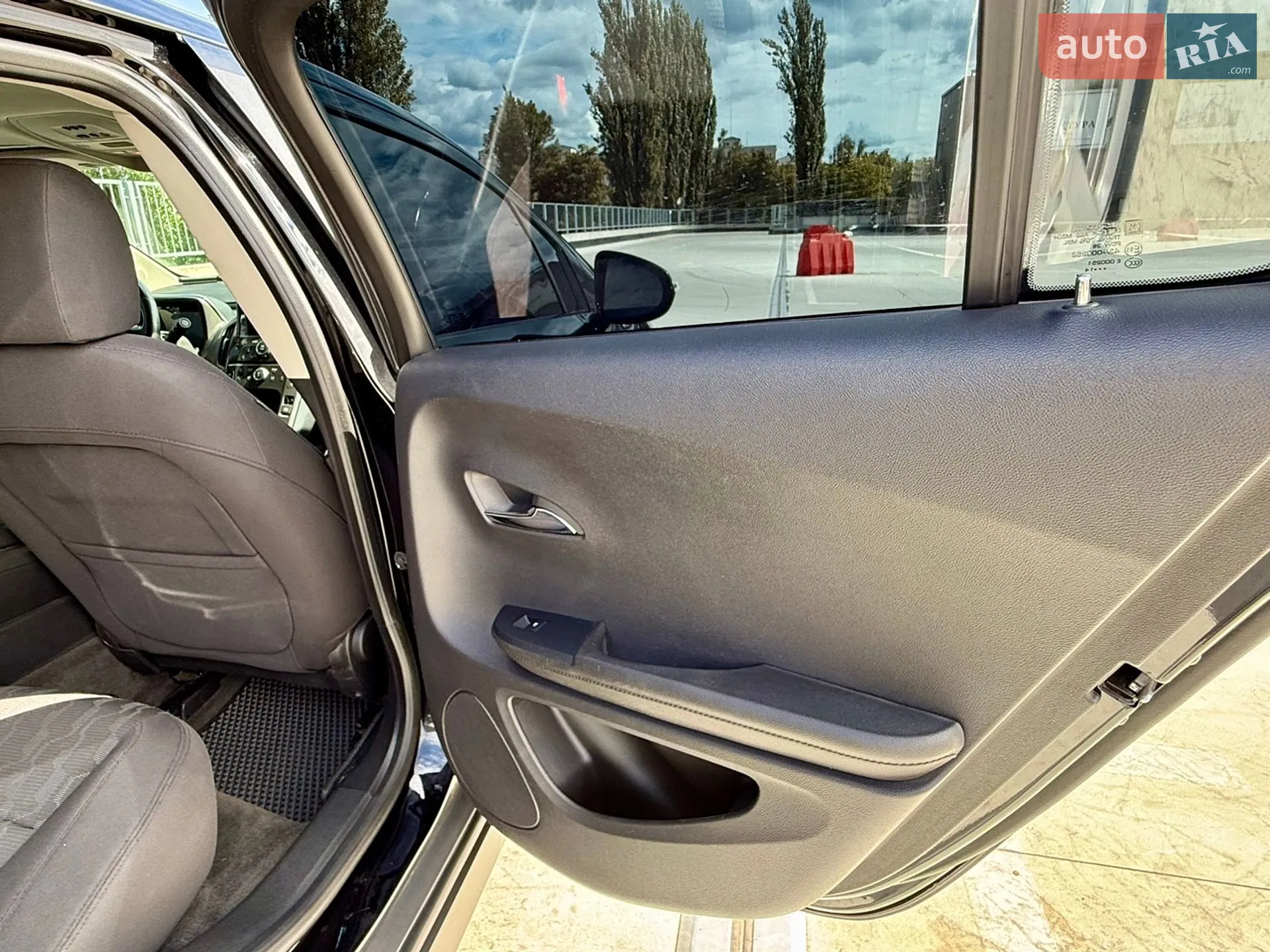 2014 Chevrolet Volt - мініатюра 55