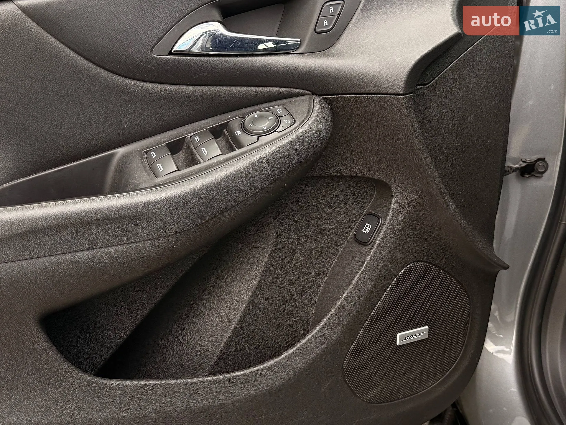 2017 Chevrolet Volt - мініатюра 11