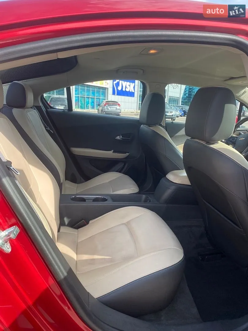 2011 Chevrolet Volt - мініатюра 7