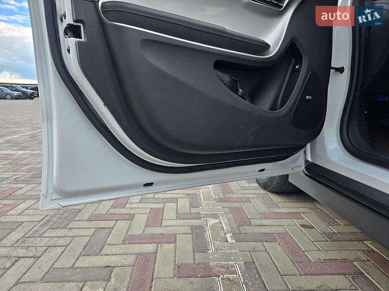 Хетчбек Chevrolet Volt 2014 в Харкові фото 17 Хетчбек Chevrolet Volt 2014 в Харкові