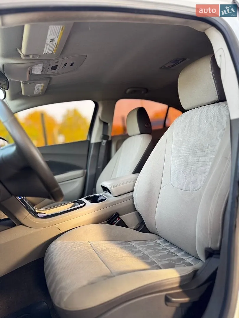 2014 Chevrolet Volt - мініатюра 7