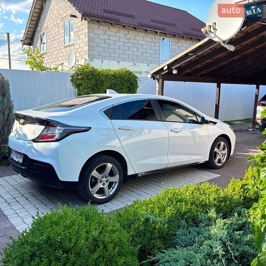 2016 Chevrolet Volt - фото 1