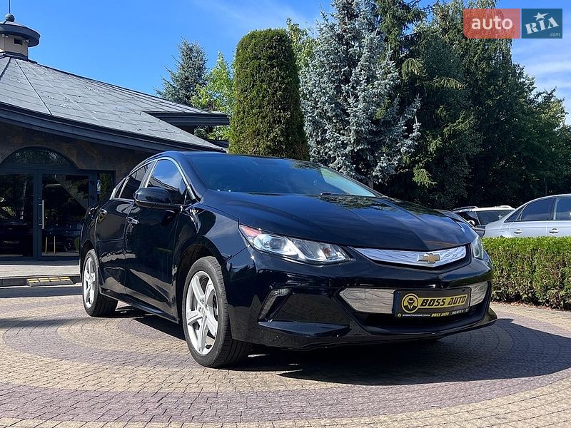 Хэтчбек Chevrolet Volt 2016 в Львове фото Хэтчбек Chevrolet Volt 2016 в Львове