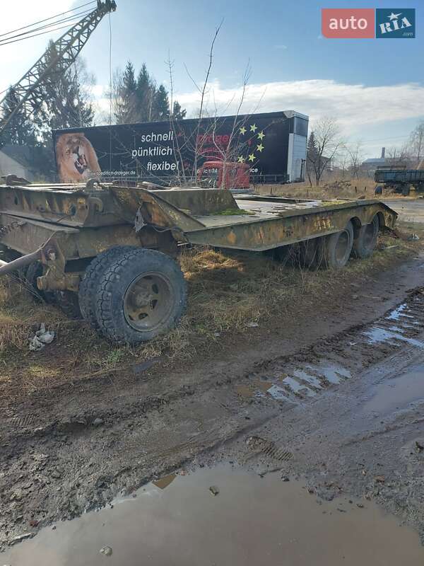 Платформа ЧМЗАП 5208 1993 в Ратному фото Платформа ЧМЗАП 5208 1993 в Ратному