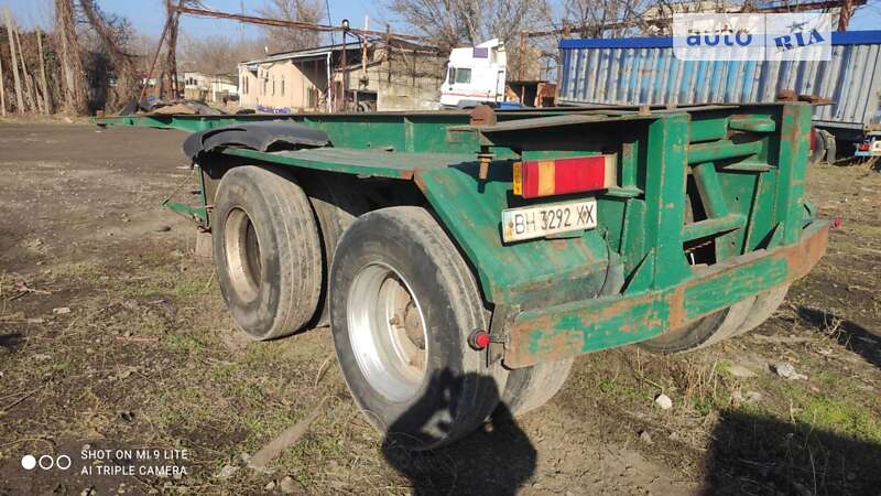 Контейнеровоз полуприцеп ЧМЗАП 99858 1988 в 