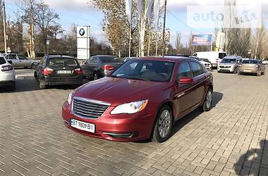 Седан Chrysler 200 2013 в Херсоні