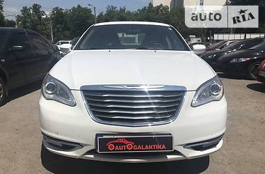 Седан Chrysler 200 2012 в Одесі