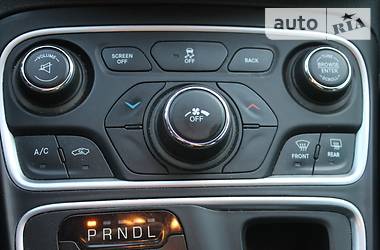Седан Chrysler 200 2015 в 