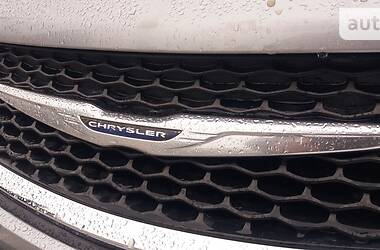 Седан Chrysler 200 2015 в Днепре