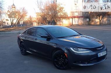 Седан Chrysler 200 2015 в Николаеве