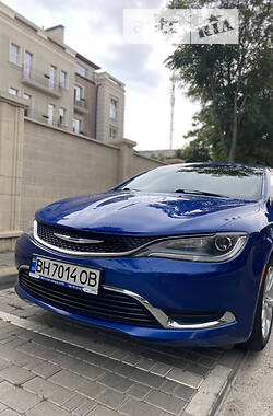 Седан Chrysler 200 2015 в Одесі