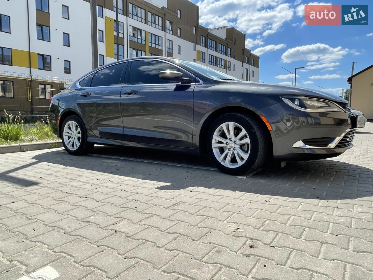 2015 Chrysler 200 - мініатюра 18