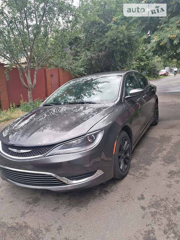 Седан Chrysler 200 2014 в Сумах