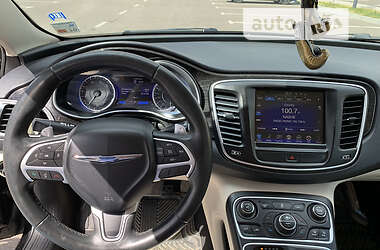 Седан Chrysler 200 2014 в 