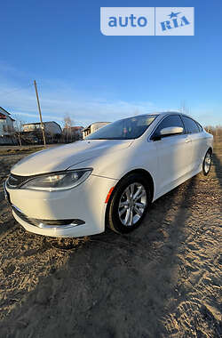 Седан Chrysler 200 2014 в Киеве