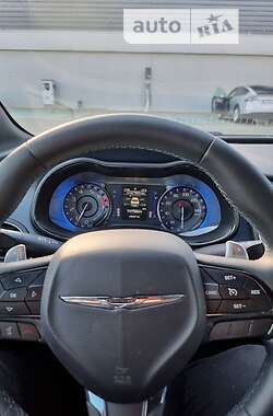 Седан Chrysler 200 2014 в 