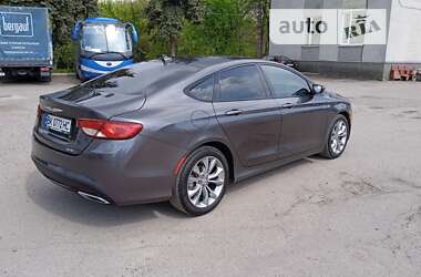 Седан Chrysler 200 2014 в Ровно