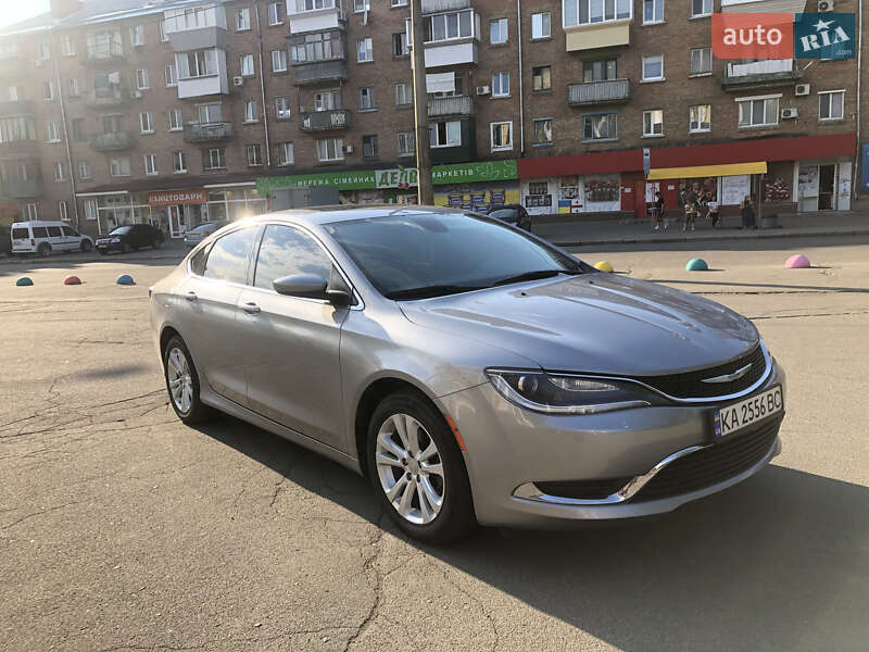 Седан Chrysler 200 2015 в Киеве фото 6 Седан Chrysler 200 2015 в Киеве