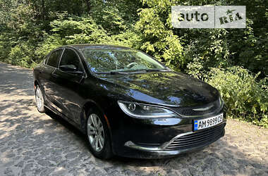 Седан Chrysler 200 2014 в Казатине