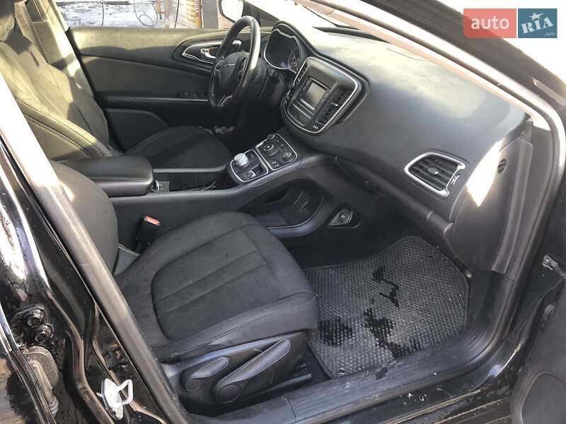 Седан Chrysler 200 2014 в Киеве