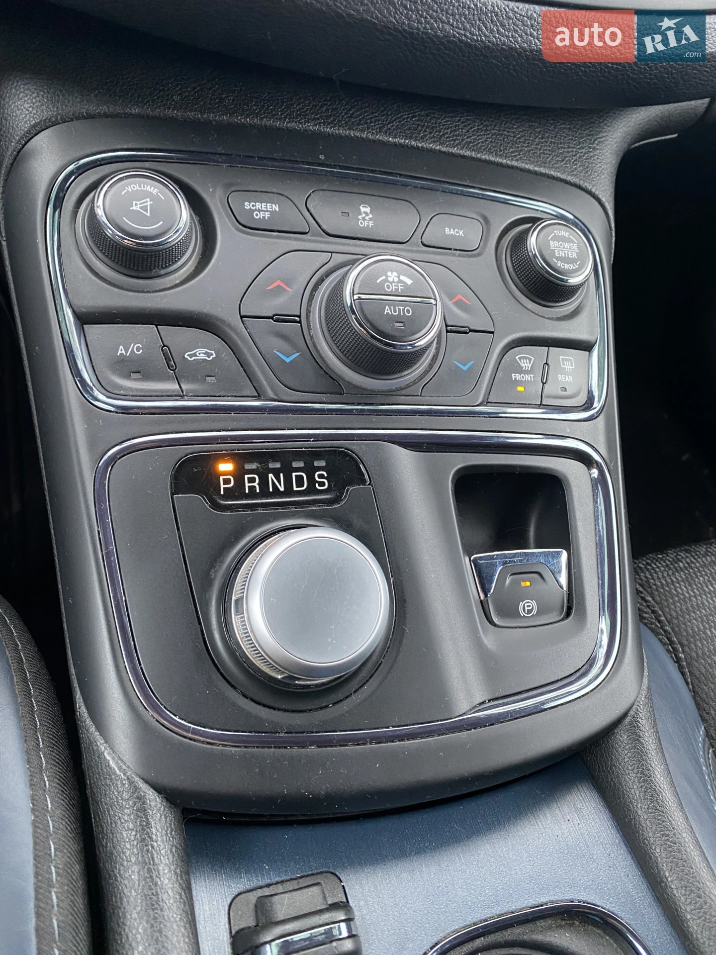 2014 Chrysler 200 - мініатюра 16