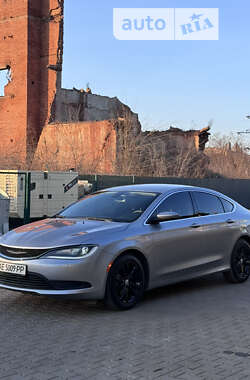 Седан Chrysler 200 2015 в Кривому Розі