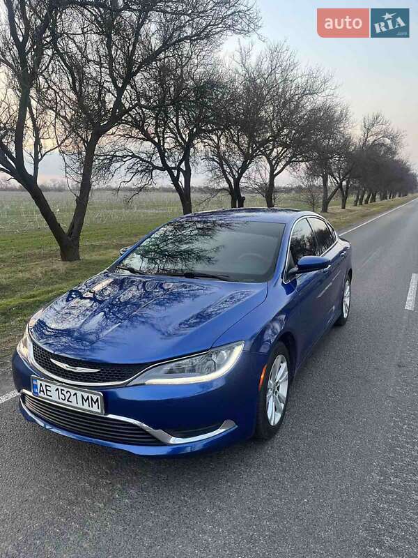 Седан Chrysler 200 2014 в Новомосковске