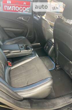 Седан Chrysler 200 2014 в 