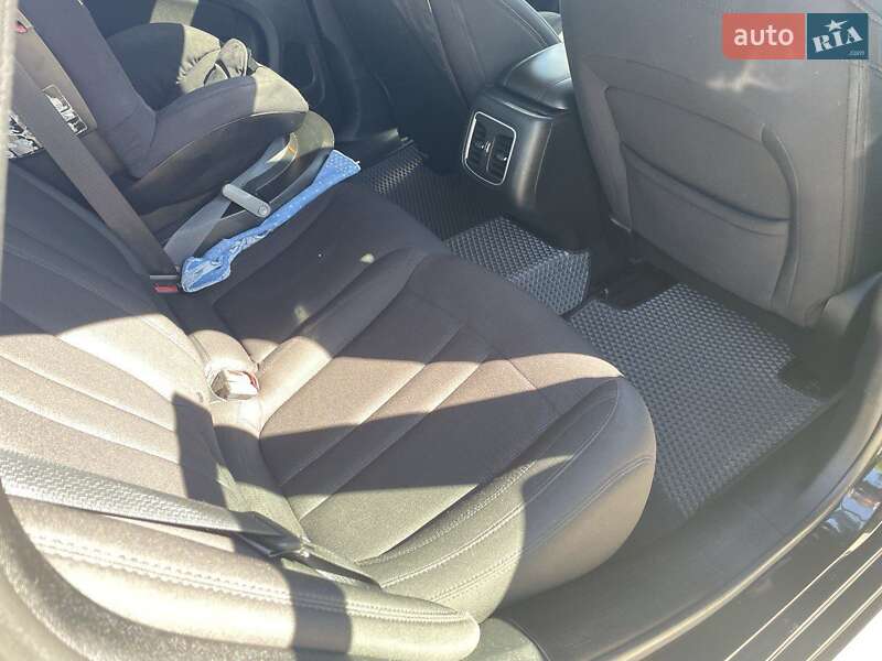 Седан Chrysler 200 2014 в Чернігові