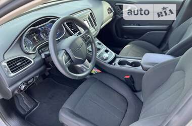 Седан Chrysler 200 2015 в Одессе