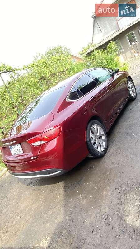 Седан Chrysler 200 2015 в Полтаве