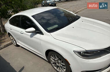 Седан Chrysler 200 2015 в Запорожье