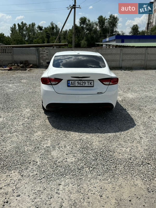 Седан Chrysler 200 2014 в Кривом Роге фото 3 Седан Chrysler 200 2014 в Кривом Роге
