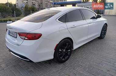 Седан Chrysler 200 2015 в Сумах