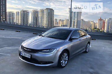 Седан Chrysler 200 2015 в Києві