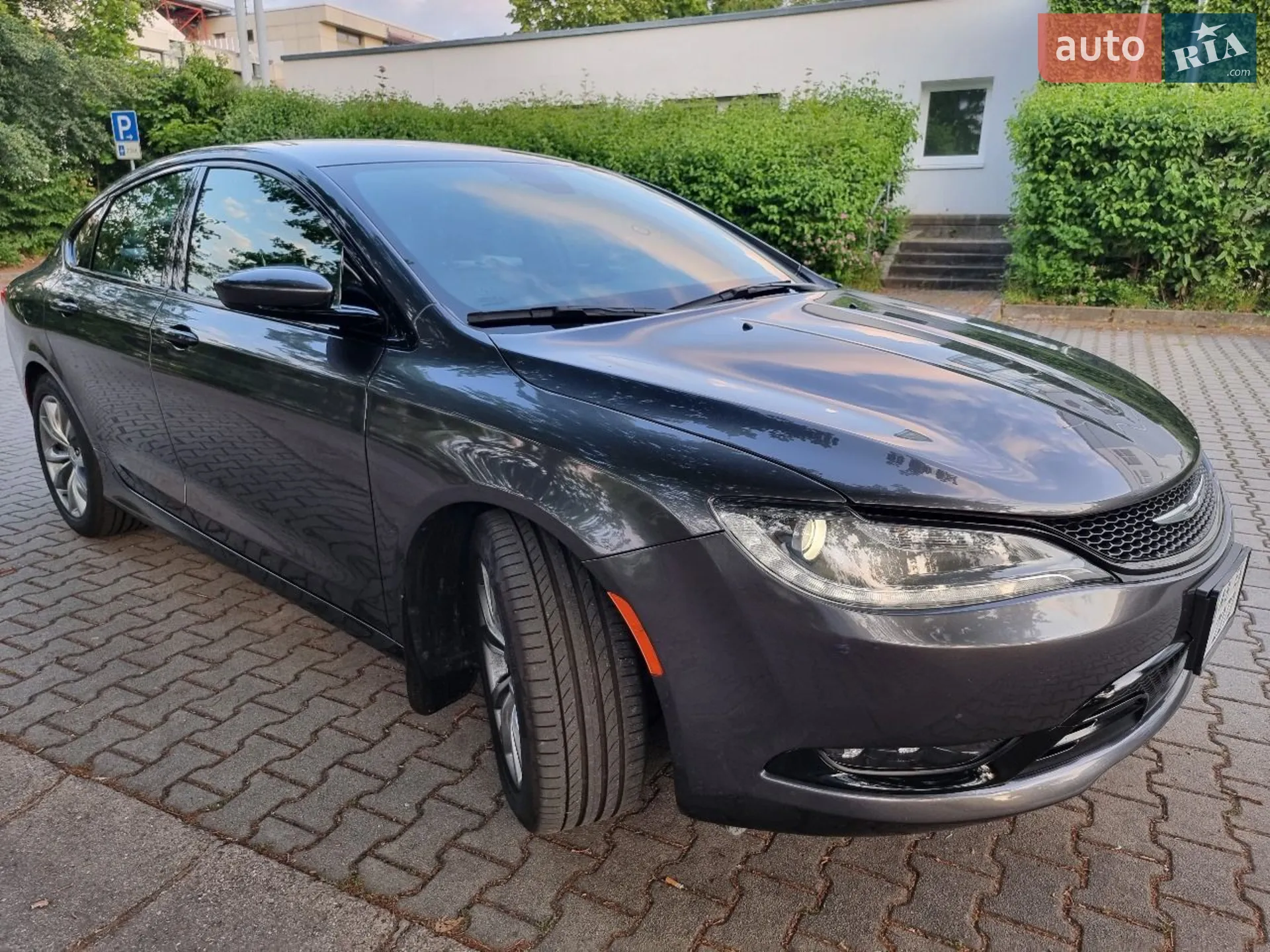 2016 Chrysler 200 - мініатюра 2