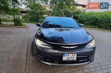 Седан Chrysler 200 2016 в 
