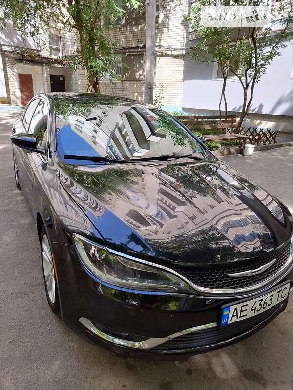 Седан Chrysler 200 2014 в Дніпрі