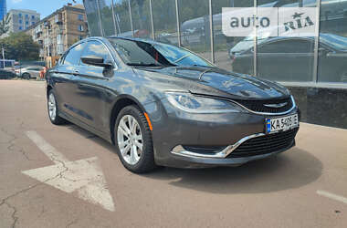 Седан Chrysler 200 2015 в Києві