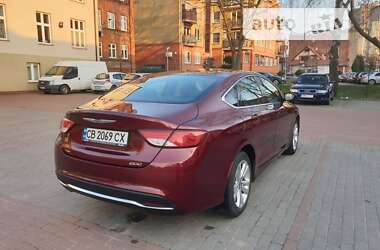 Седан Chrysler 200 2015 в Чернигове