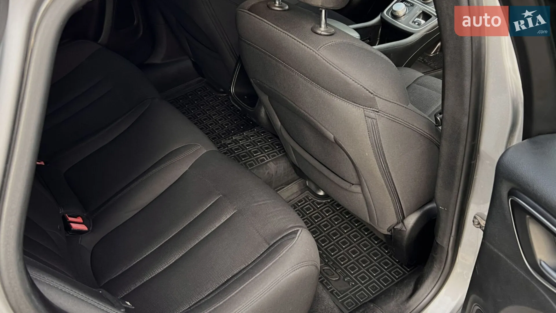 2015 Chrysler 200 - мініатюра 10