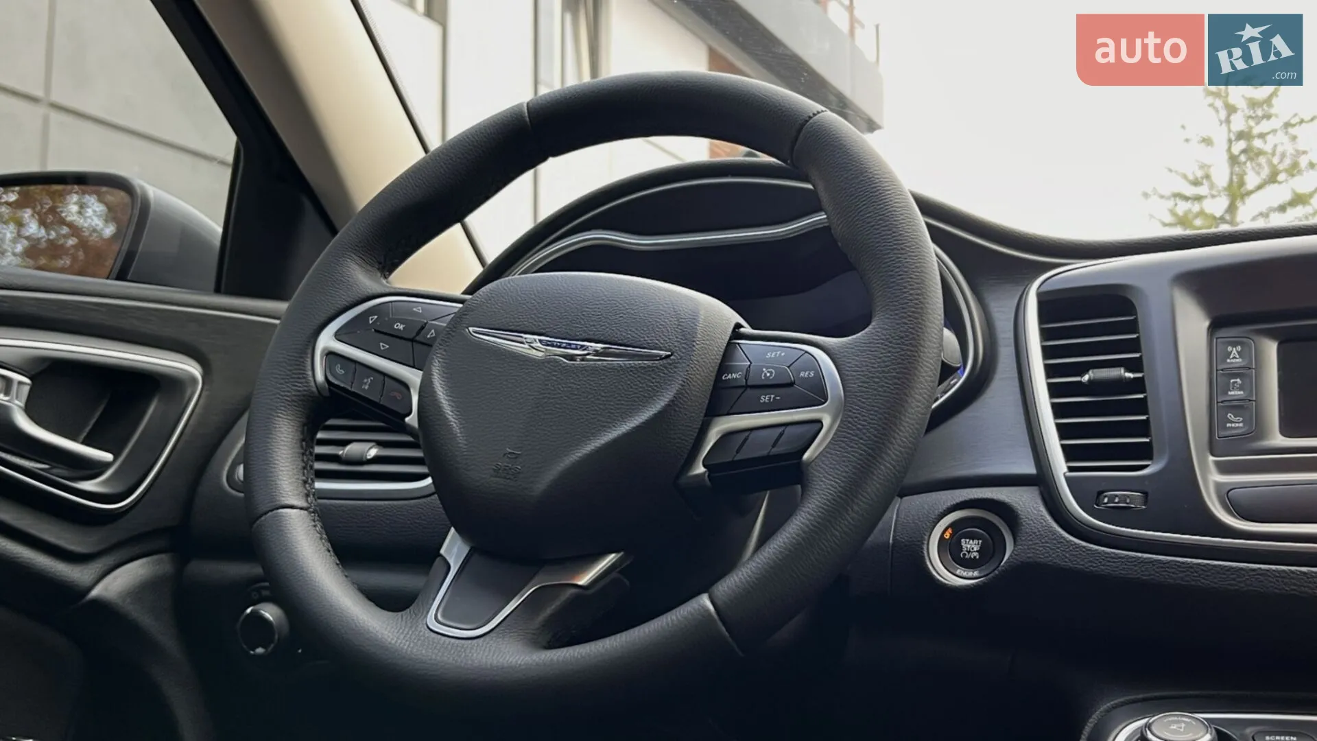 2015 Chrysler 200 - мініатюра 26