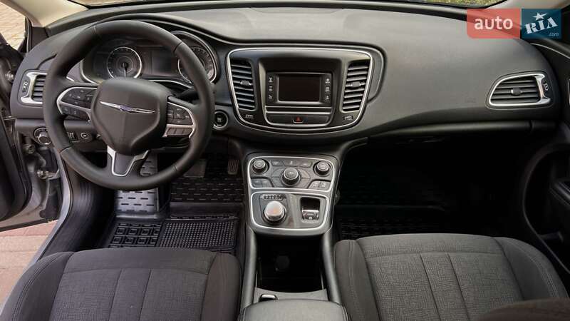 Седан Chrysler 200 2015 в Белой Церкви