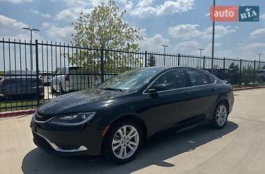 Седан Chrysler 200 2017 в Львові
