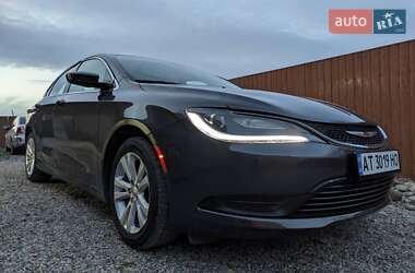 Седан Chrysler 200 2015 в Івано-Франківську