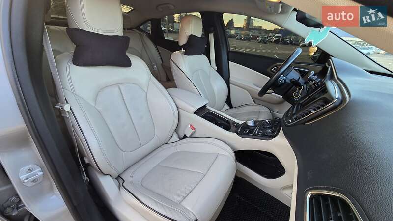 Седан Chrysler 200 2014 в Житомире фото 22 Седан Chrysler 200 2014 в Житомире